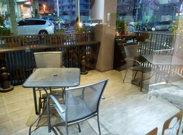 綺麗 CHI LI COFFEE：綺麗 CHI LI COFFEE-簡單溫馨的小店  餐點很用心  服務很親切  火鍋CP值爆表