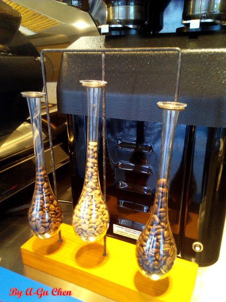 咖啡平方隨行吧(崇德店):【臺南Ω東區】咖啡平方(崇德店)。平價也能有一杯好嘎逼 咖啡平方隨行吧(崇德店):【臺南Ω東區】咖啡平方(崇德店)。平價也能有一杯好嘎逼