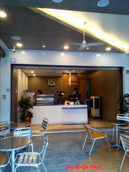 咖啡平方隨行吧(崇德店):【臺南Ω東區】咖啡平方(崇德店)。平價也能有一杯好嘎逼 咖啡平方隨行吧(崇德店):【臺南Ω東區】咖啡平方(崇德店)。平價也能有一杯好嘎逼