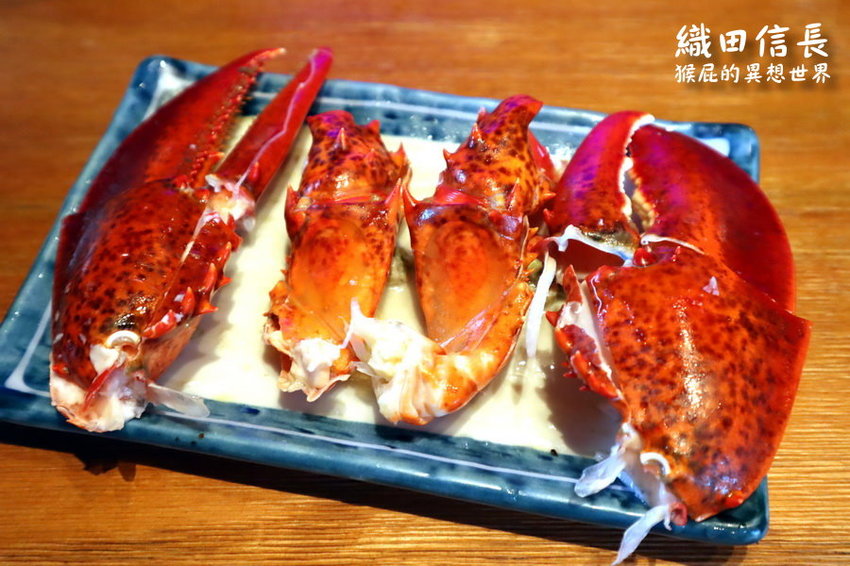 【桃園中壢美食】超浮誇波士頓龍蝦拉麵-織田信長拉麵!獨創鐵板炒拉麵限量供應賣完就沒了!Google評價高達4.7分!桃園中壢拉麵推薦! @猴屁的異想世界