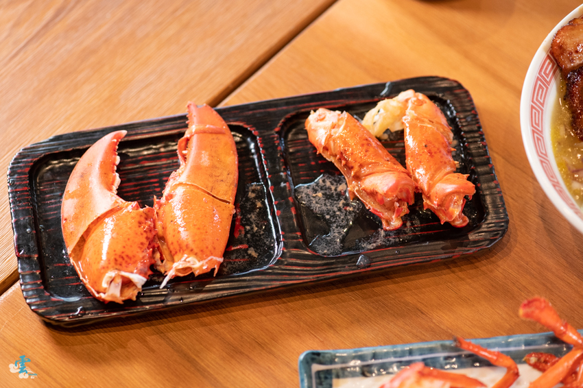 波士頓龍蝦配上照燒雞腿排,給你專屬的味蕾放縱