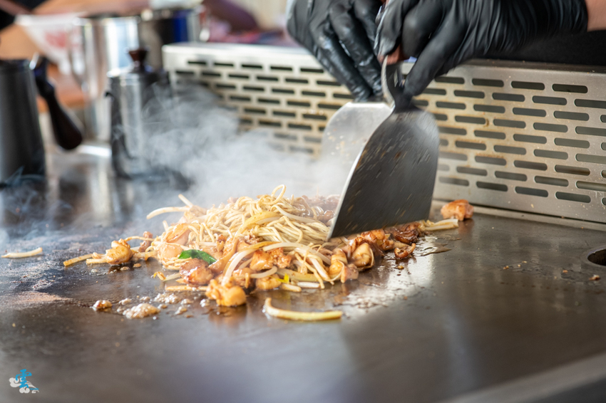 波士頓龍蝦配上照燒雞腿排,給你專屬的味蕾放縱