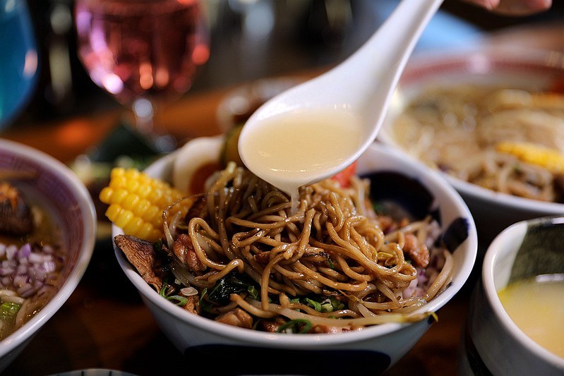 桃園中壢必吃隱藏美食織田信長拉麵現撈波士頓龍蝦拉麵430