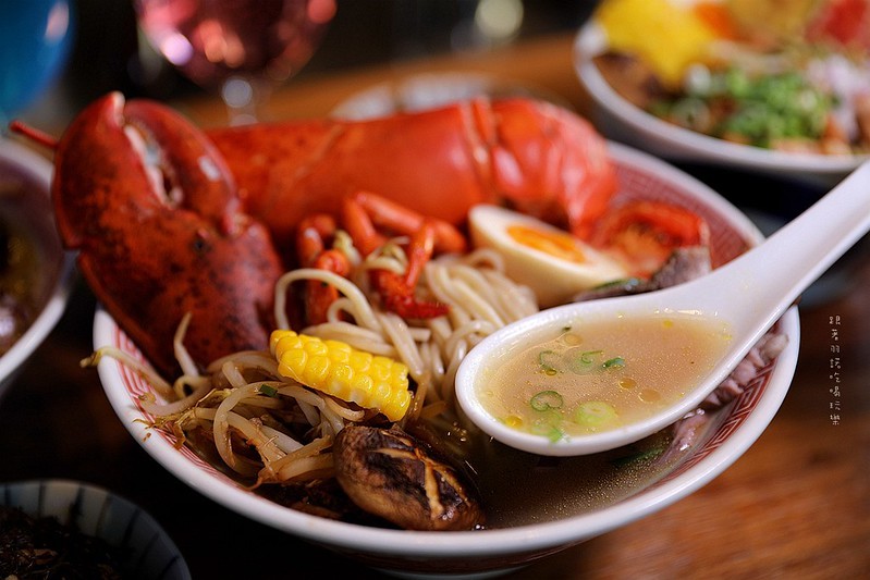 桃園中壢必吃隱藏美食織田信長拉麵現撈波士頓龍蝦拉麵402