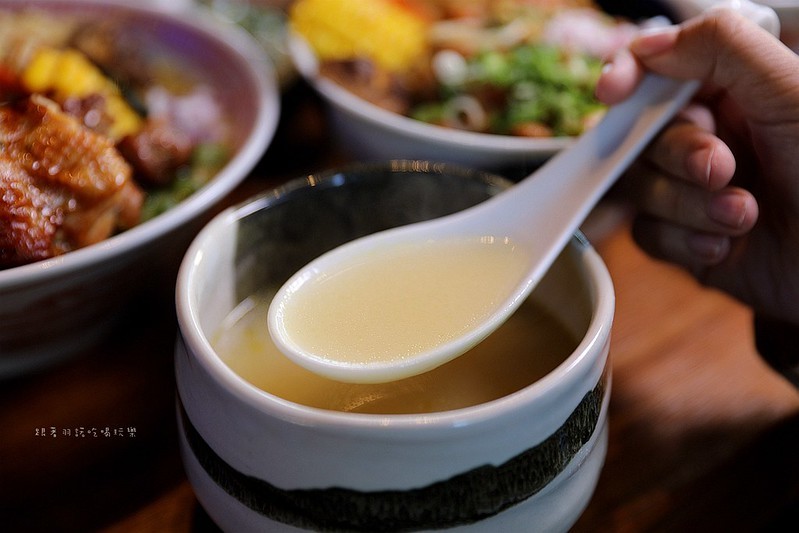 桃園中壢必吃隱藏美食織田信長拉麵現撈波士頓龍蝦拉麵390