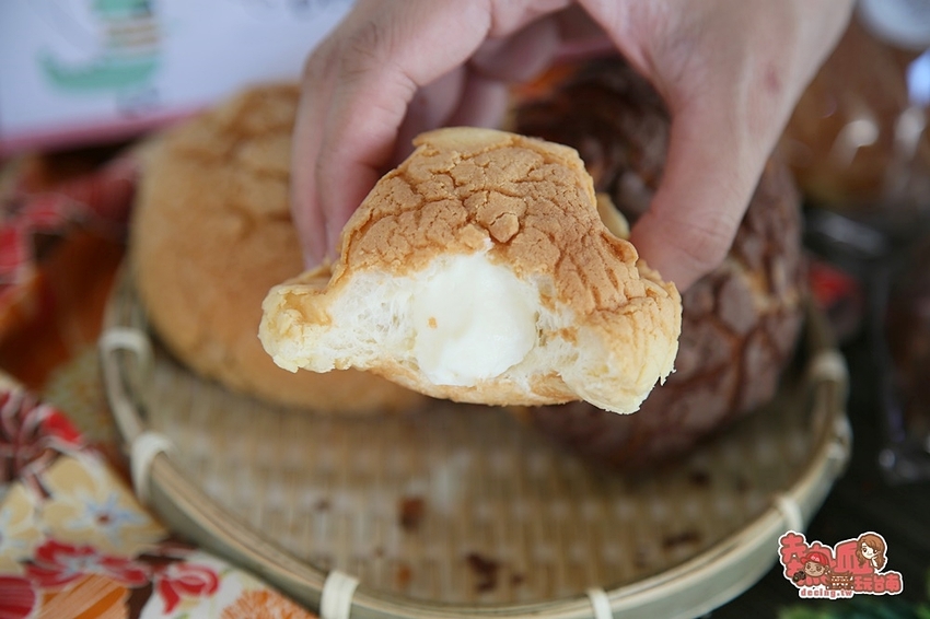 【台南麵包】被麵包耽誤的甜點店？珠寶盒系列甜點就是要讓你一次上癮：咿吉烘焙坊 - 熱血玩台南。跳躍新世界