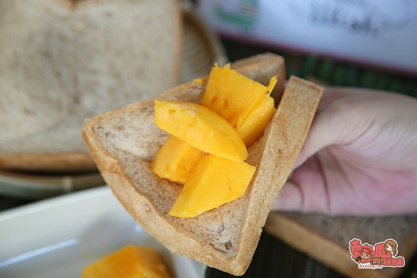 【台南麵包】被麵包耽誤的甜點店？珠寶盒系列甜點就是要讓你一次上癮：咿吉烘焙坊 - 熱血玩台南。跳躍新世界