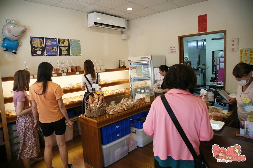 【台南麵包】被麵包耽誤的甜點店？珠寶盒系列甜點就是要讓你一次上癮：咿吉烘焙坊 - 熱血玩台南。跳躍新世界