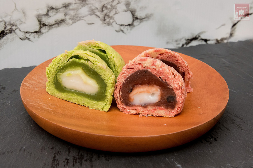 【臺南美食】巷弄內在地人才知道地的中秋禮盒｜巧克力流沙月餅｜抹茶白玉抹茶控超愛｜傳統烏豆蛋黃酥口味｜現在買享優惠~~咿吉麵包坊中秋禮盒 - 南人幫