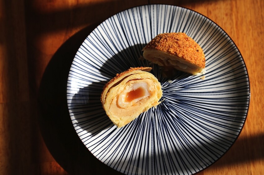 最新款中秋月餅禮盒開箱/多種口味月餅一次品嚐.大推流芯.麻糬內餡系列.讓人驚艷/早鳥預購享85折優惠 - 進食的巨鼠