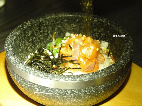 笑俱場，日式建築樣貌的燒烤店~店員熱情食物深得我心!!!!