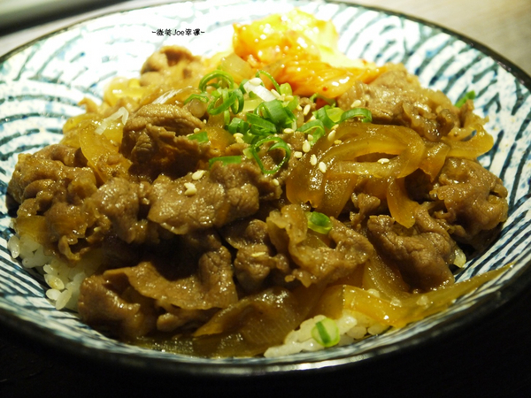 笑俱場，日式建築樣貌的燒烤店~店員熱情食物深得我心!!!!