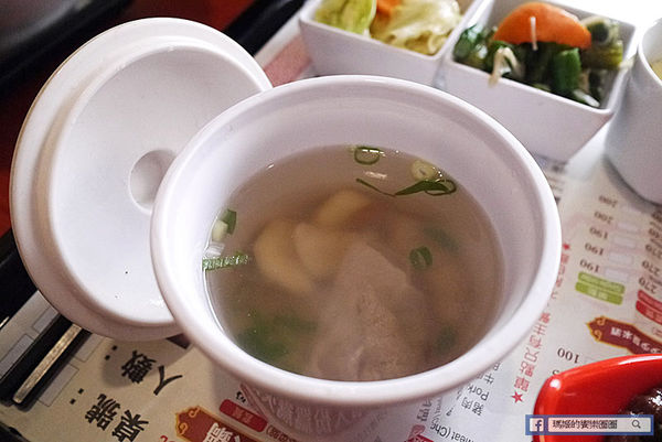 新北林口【茶自點複合式餐飲林口長庚店】飽足好吃高CP值套餐!聊天泡茶厚所在。林口長庚美食推薦。捷運長庚醫院站美食