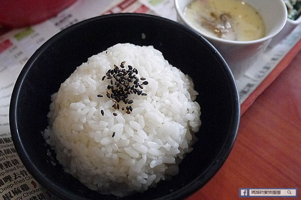 新北林口【茶自點複合式餐飲林口長庚店】飽足好吃高CP值套餐!聊天泡茶厚所在。林口長庚美食推薦。捷運長庚醫院站美食