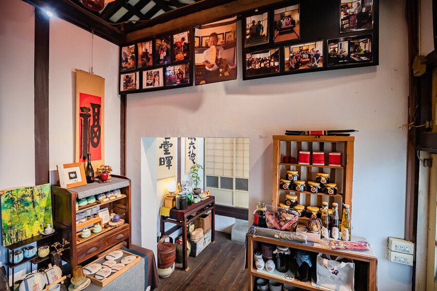 高雄美食 – 六梅草堂 x 武德殿旁只營業假日的無菜單料理