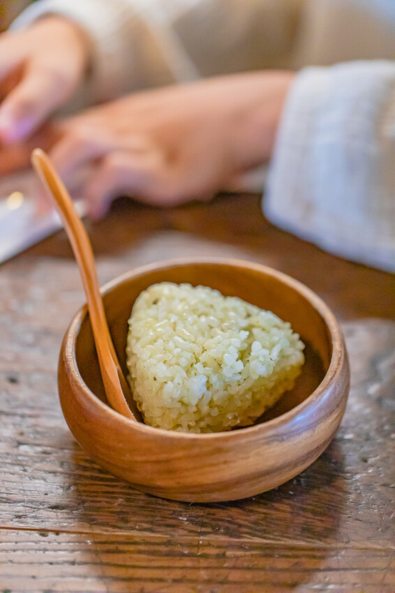 高雄美食 – 六梅草堂 x 武德殿旁只營業假日的無菜單料理