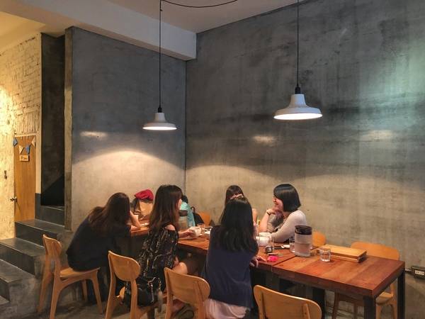 家.溫度湯專門店 SOUP STOCKSTORE:家.溫度湯專門店(草悟店)二訪:每日提供7~8種新鮮熬煮湯品(選用產銷履歷豬肉 紐澳牛肉 國產雞肉 國產蔬菜) *手工麵包必點啊!!!