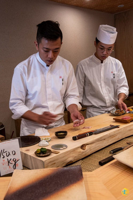 大安無菜單日式料理》鮨佐樂 Omakase - 一期一會的頂級饗宴 創意無菜單料理推薦 - 時空幻境 凌雲江海清