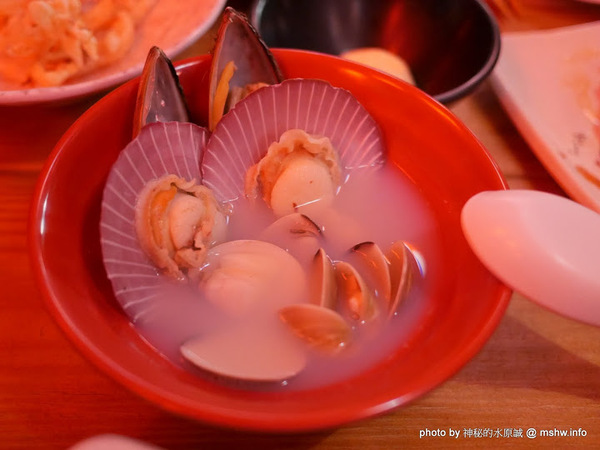 三代目安兵衛 台湾一號店：【食記】台中三代目屋台餃子安兵衛-台灣一號店@西區中美橫丁Hirome ひろめ横丁&廣三SOGO-捷運BRT科博館 : 弘人市場在台灣!輕鬆享受高知飲食文化