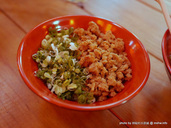 三代目安兵衛 台湾一號店：【食記】台中三代目屋台餃子安兵衛-台灣一號店@西區中美橫丁Hirome ひろめ横丁&廣三SOGO-捷運BRT科博館 : 弘人市場在台灣!輕鬆享受高知飲食文化