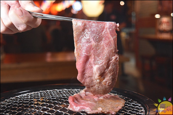 三代目安兵衛 台湾一號店:台中西區特色美食。安兵衛。免機票穿越到日本 浮誇串燒新登場 加碼燒肉火鍋買一送一太超值!