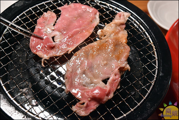 三代目安兵衛 台湾一號店:台中西區特色美食。安兵衛。免機票穿越到日本 浮誇串燒新登場 加碼燒肉火鍋買一送一太超值!