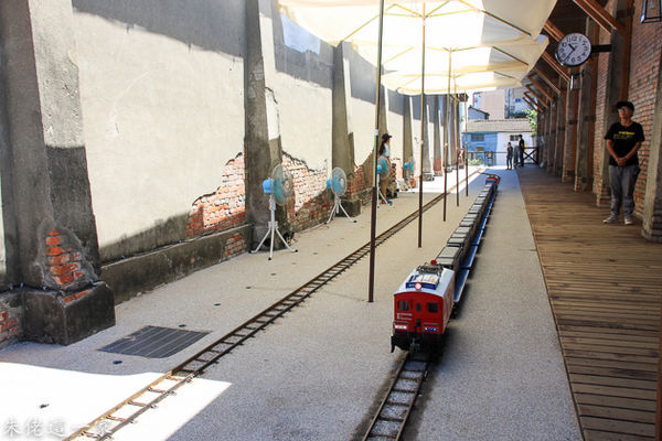 IMG_0552.jpg IMG_0552.jpg