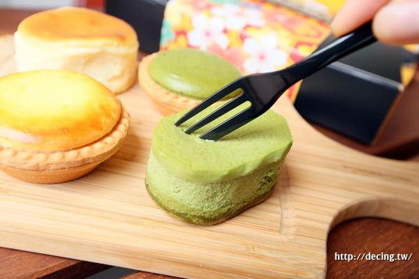 Magma熔岩起司塔專賣店：【台南美食】Magma熔岩起司專賣：嚐一口幸福！融化在舌尖上的爆漿滋味~