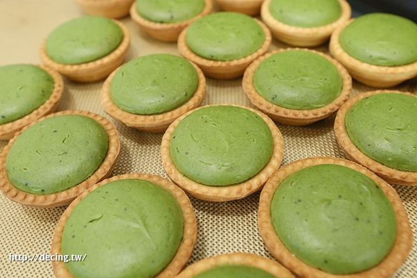 Magma熔岩起司塔專賣店：【台南美食】Magma熔岩起司專賣：嚐一口幸福！融化在舌尖上的爆漿滋味~