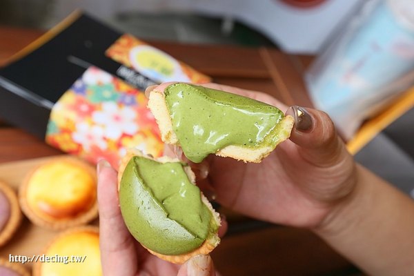 Magma熔岩起司塔專賣店：【台南美食】Magma熔岩起司專賣：嚐一口幸福！融化在舌尖上的爆漿滋味~