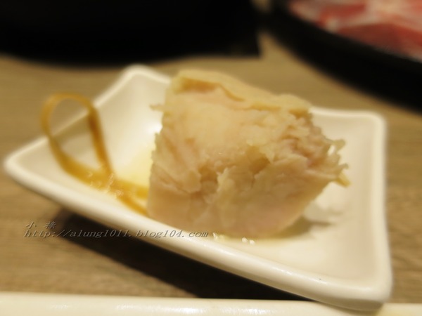 聚北海道昆布鍋(高雄大魯閣草衙道店)：一起來相聚~    ..聚北海道昆布鍋(高雄大魯閣草衙道店)