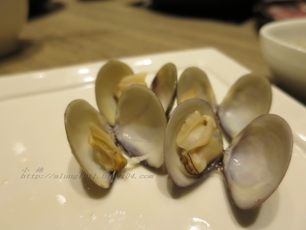 聚北海道昆布鍋(高雄大魯閣草衙道店)：一起來相聚~    ..聚北海道昆布鍋(高雄大魯閣草衙道店)