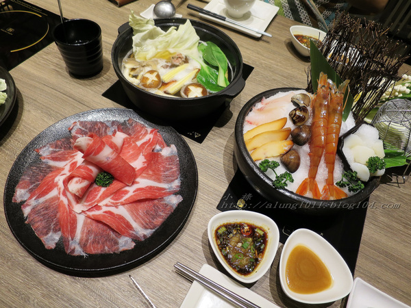 聚北海道昆布鍋(高雄大魯閣草衙道店)：一起來相聚~    ..聚北海道昆布鍋(高雄大魯閣草衙道店)