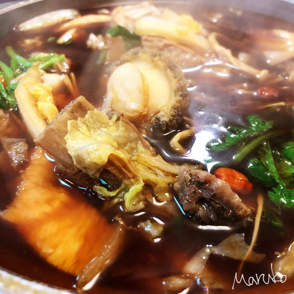 板橋美食 < 萬得富爸爸肉骨茶 > 吃了會停不下來讓人回味想再訪的好滋味 2020.04.03