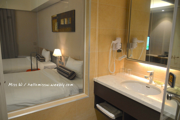 F HOTEL(知本館)：台東｜知本住宿 F HOTEL知本館 新開幕位置優越、設備新穎商旅