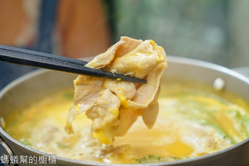 南投市A+倉庫 | 中興新村特色複合式餐廳，大份量餐點美味又飽足！中興新村特色貨櫃屋餐廳。 - 螞蟻幫的櫥櫃