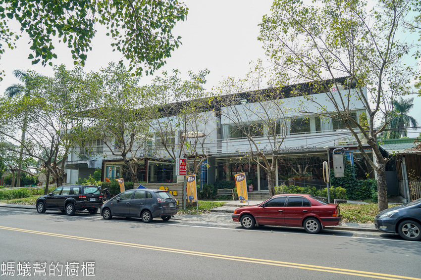 南投市A+倉庫 | 中興新村特色複合式餐廳，大份量餐點美味又飽足！中興新村特色貨櫃屋餐廳。 - 螞蟻幫的櫥櫃