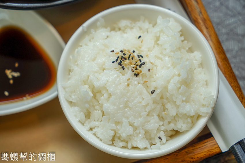 南投市A+倉庫 | 中興新村特色複合式餐廳，大份量餐點美味又飽足！中興新村特色貨櫃屋餐廳。 - 螞蟻幫的櫥櫃