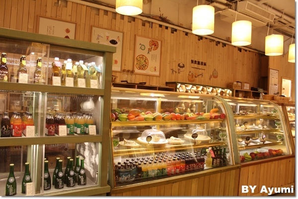 Wooderful life餐廳：[食記]Wooderful life手創生活體驗展(餐飲區)-華山文創園區內超好拍超可愛的一個享受下午茶的天堂