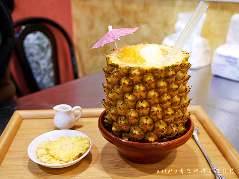 蘆洲中正路 古早味旺來冰店 蘆洲冰店推薦 蘆洲吃冰 蘆洲哪一家冰好吃 蘆洲鳳梨冰 鳳梨創意冰品15.jpg