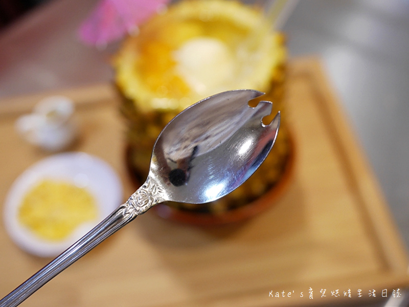 蘆洲中正路 古早味旺來冰店 蘆洲冰店推薦 蘆洲吃冰 蘆洲哪一家冰好吃 蘆洲鳳梨冰 鳳梨創意冰品24.jpg