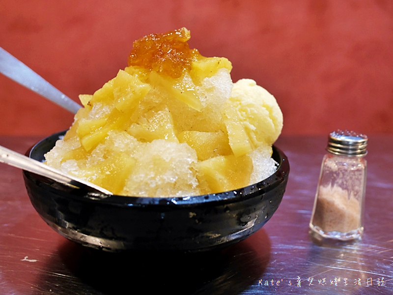 蘆洲中正路 古早味旺來冰店 蘆洲冰店推薦 蘆洲吃冰 蘆洲哪一家冰好吃 蘆洲鳳梨冰 鳳梨創意冰品26.jpg