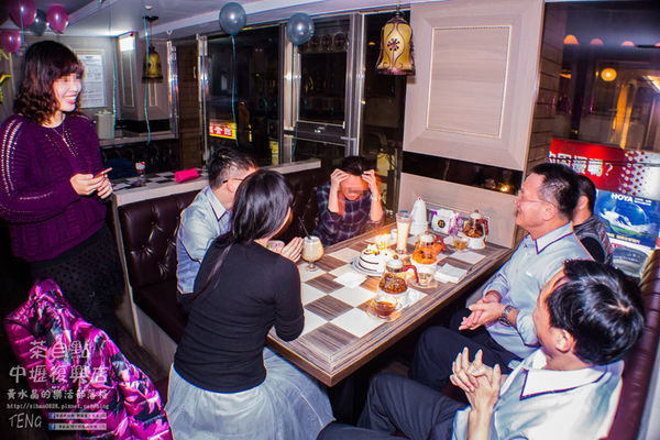 茶自點複合式餐飲【中壢復興店】|桃園中壢在地19年老店美食;養生食補/火鍋/套餐/咖啡/茶飲/甜點/商務/開會/聚餐/生日派對;我的少女時代宮廷版泡沫紅茶店。