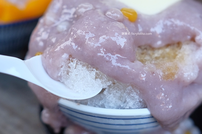 台中冰店 | 有春冰菓室。只要100元,浮誇芋泥瀑布扶不住,霸氣給料滿到整個溢出來! @蹦啾♥謝蘿莉 La vie heureuse