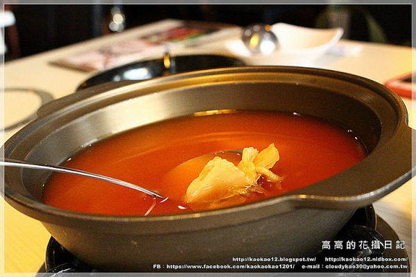 和樂鍋物：【高雄】三民區。和樂鍋物《精燉大骨．紅香麻辣．養身藥膳．韓食泡菜》