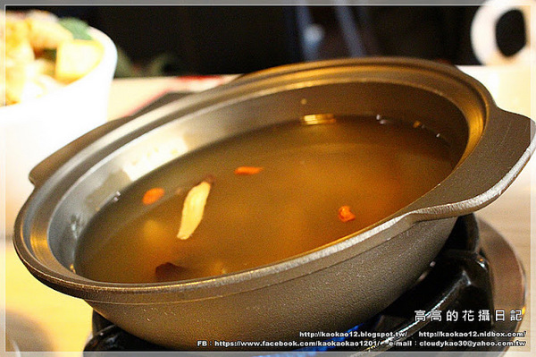 和樂鍋物：【高雄】三民區。和樂鍋物《精燉大骨．紅香麻辣．養身藥膳．韓食泡菜》