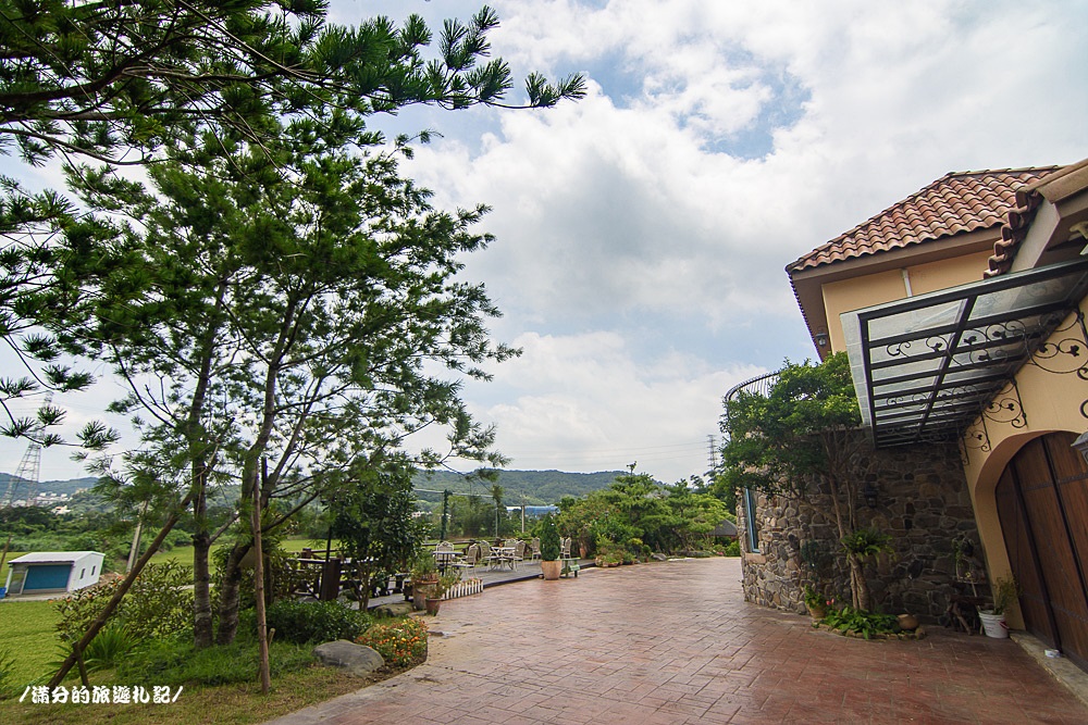 新竹新埔景點》黛安莊園 新竹景觀餐廳 情侶約會下午茶 森林裡的南法莊園 - 滿分的旅遊札記