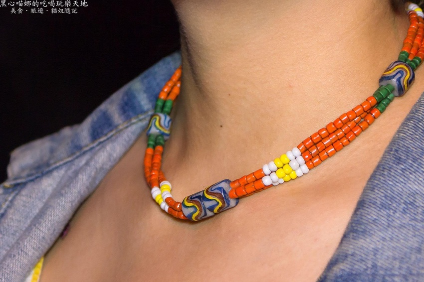 高雄苓雅︱LaFaceBar 在酒吧唱卡拉OK也太嗨!每週二、四的KTV之夜,快來這兒展現你的天籟好歌喉!