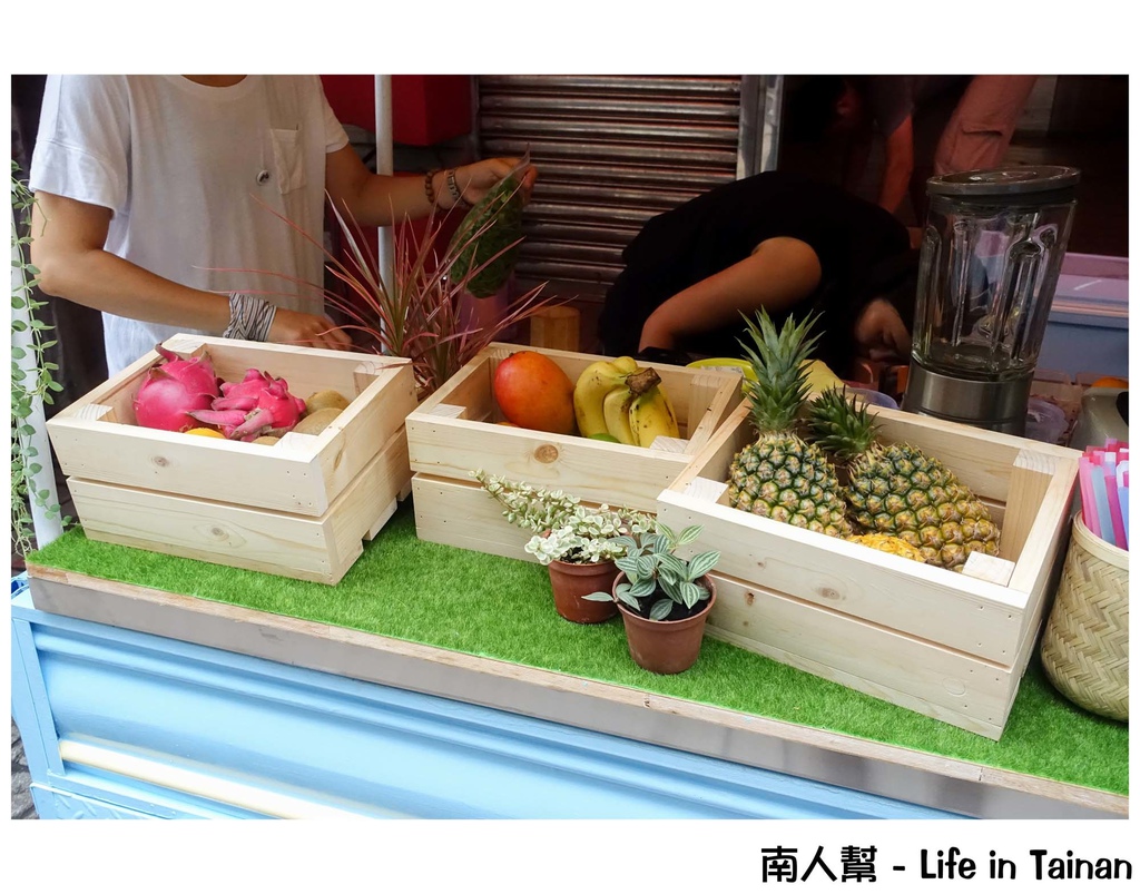 小象散步尼曼路