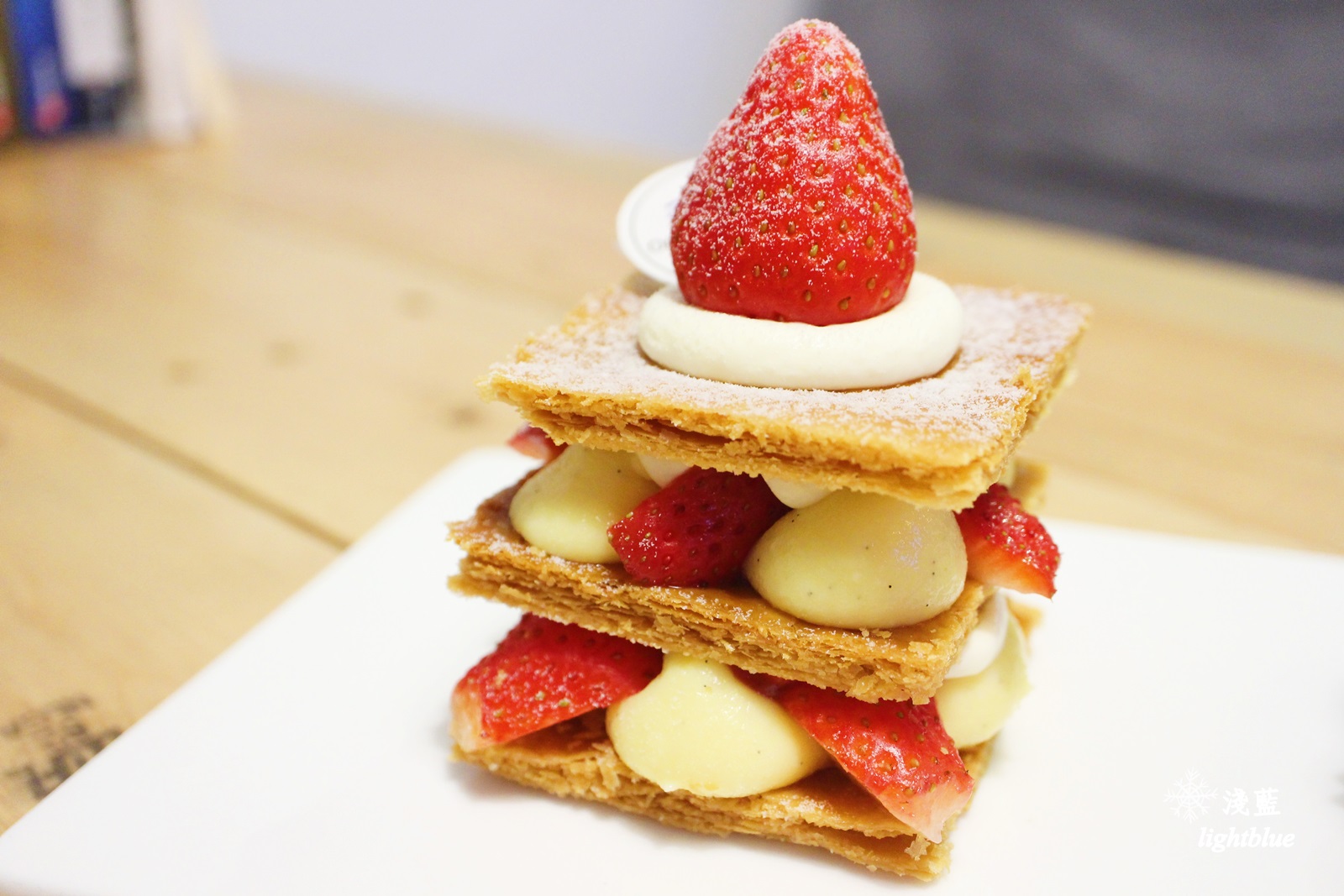 [ 民生社區美食 ] 淺藍 × 海海洋菓～現點現做抹茶聖多諾黑、草莓法式千層